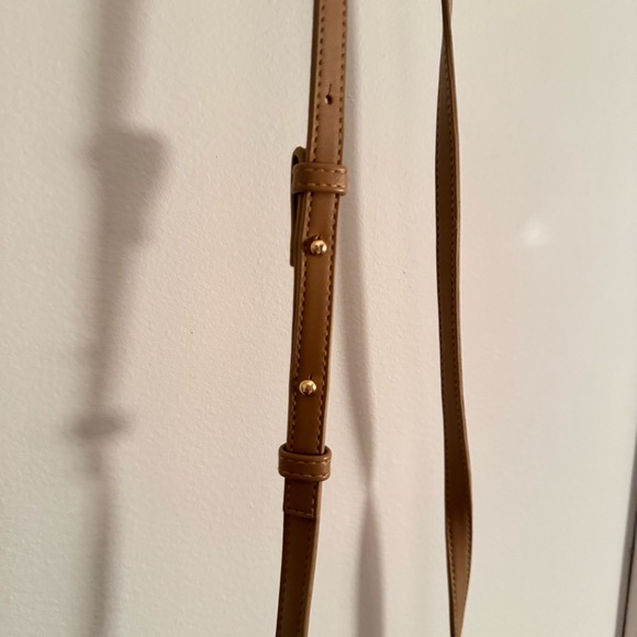 AERIE straw woven phone purse - Picture 4 of 6